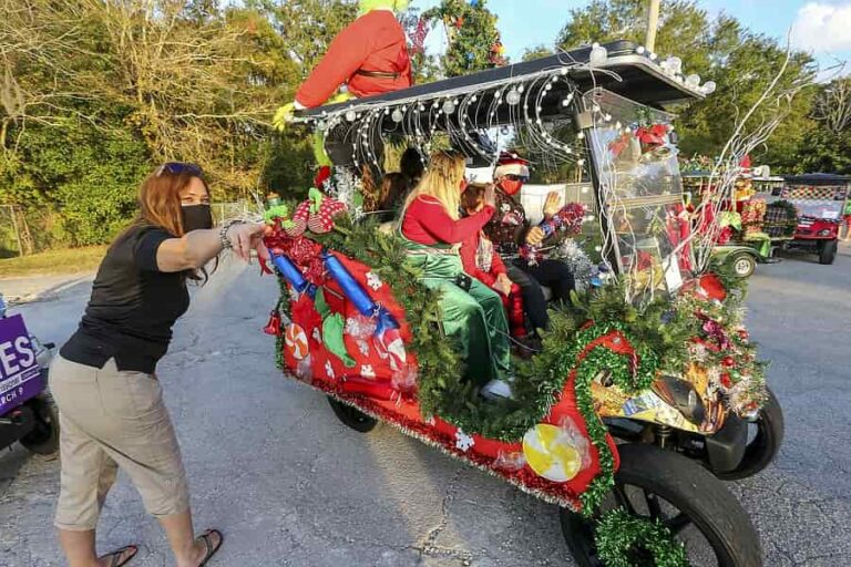 golf cart christmas parade register